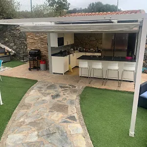 https://villa-mirador-los-hoyos.in-canary-islands.com